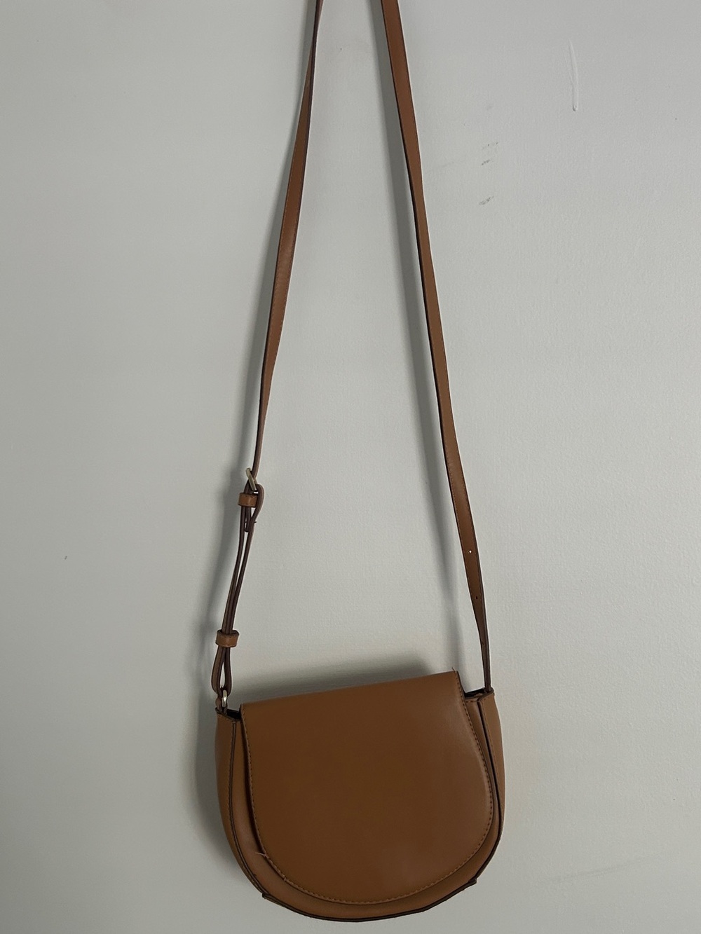 Women's Saddle Crossbody Bag in Tan